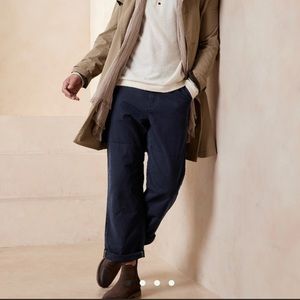 Banana Republic 34R relaxed Fit Blue Pants. NEW WITH TAGS